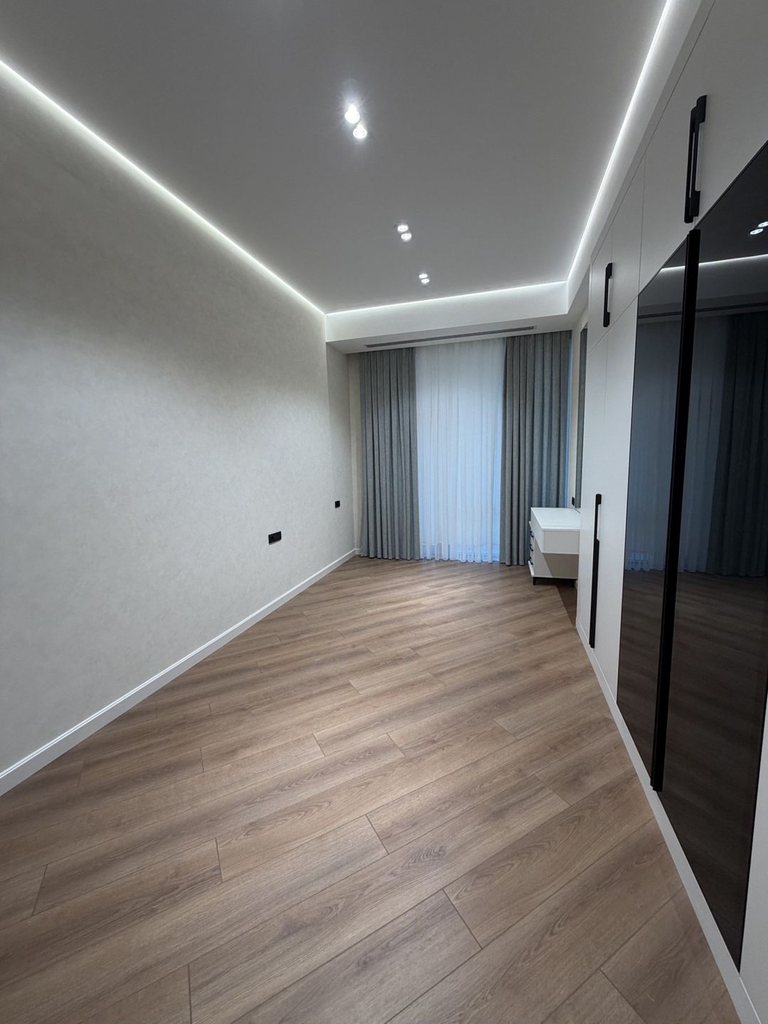 Satılır 3 otaqlı yeni tikili 150 m² — Mənzil, Bakı (2)
