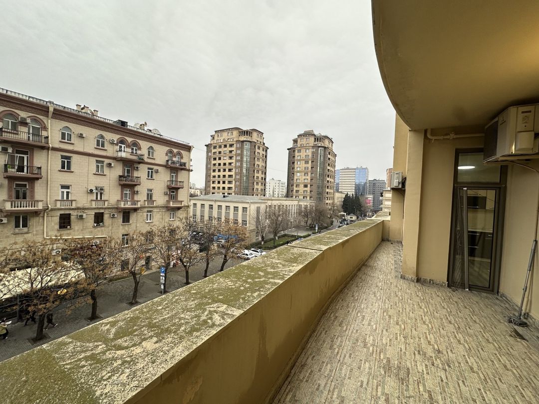 İcarəyə verilir 5 otaqlı ofis 225 m² — Ofis, Bakı (9)