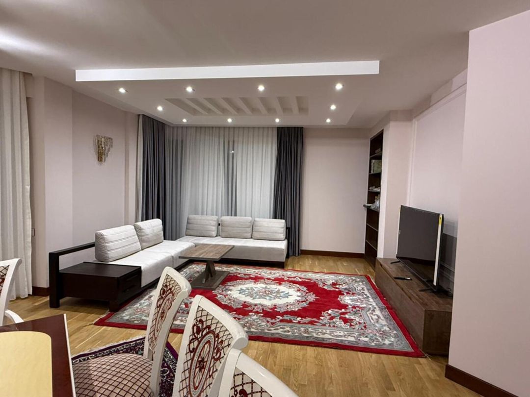 İcarəyə verilir 4 otaqlı yeni tikili 220 m² — Mənzil, Bakı