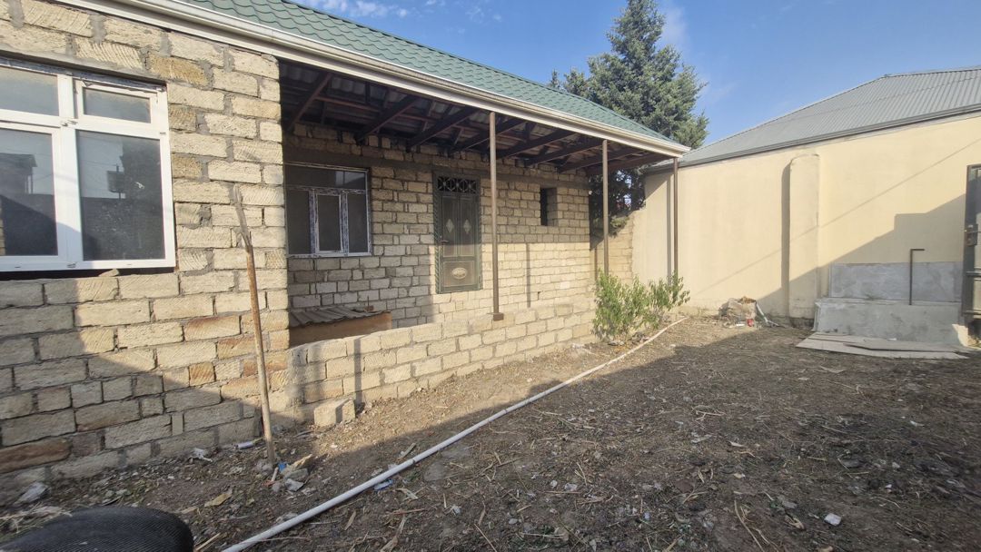 Satılır 3 otaqlı həyət evi/bağ evi 90 m² — Ev, villa, Bakı (2)