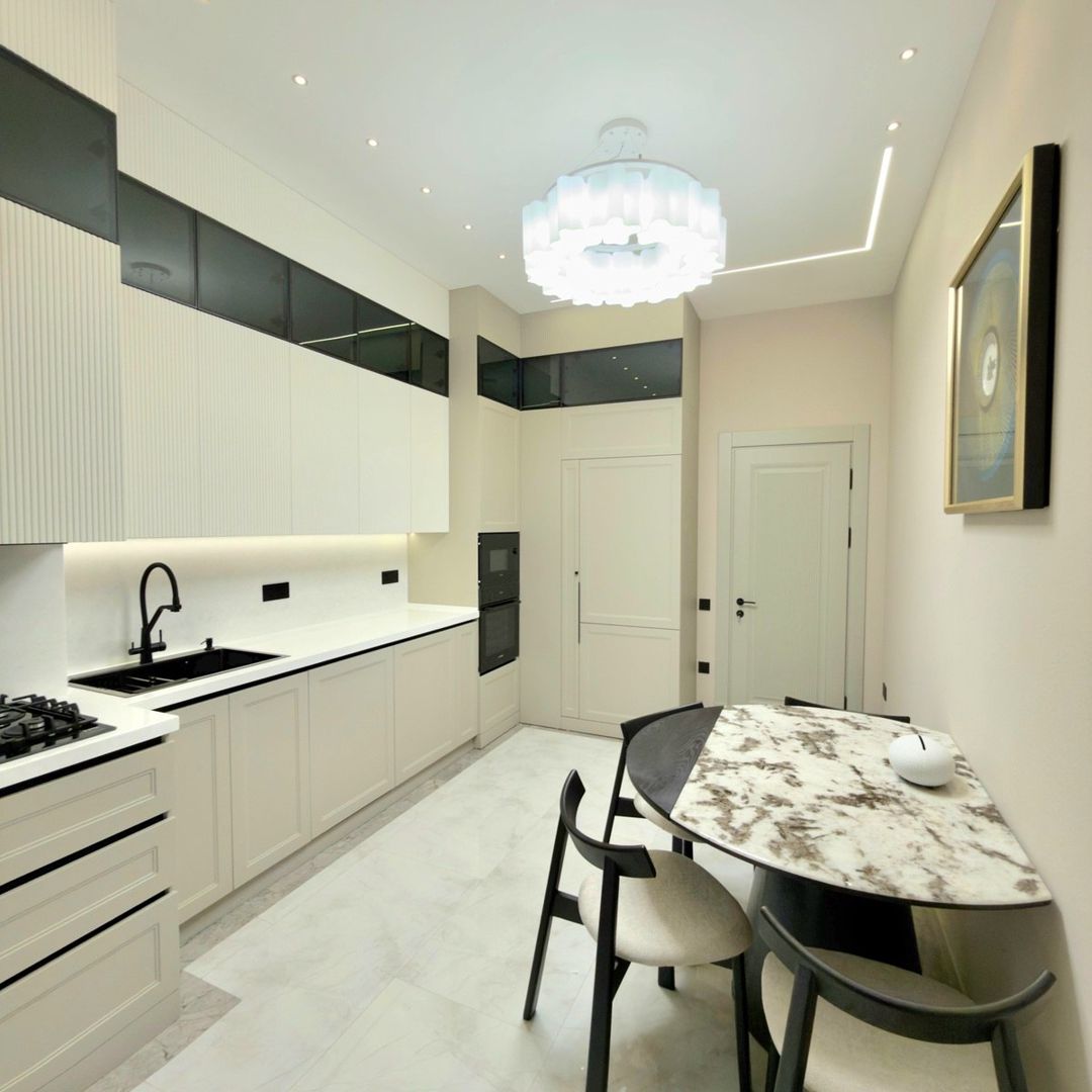 Satılır 4 otaqlı yeni tikili 160 m² — Mənzil, Bakı (10)