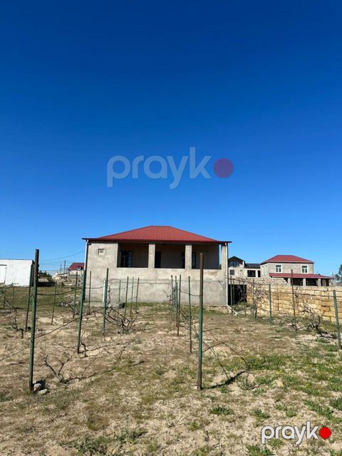 Satılır 3 otaqlı həyət evi/bağ evi 70 m²