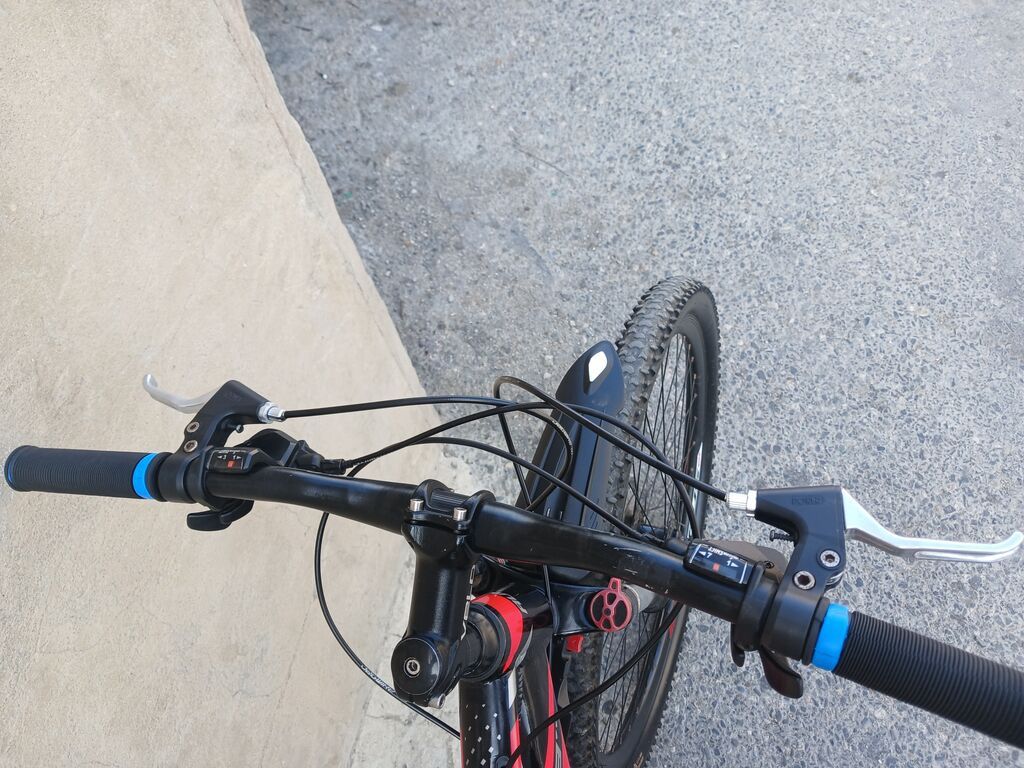 Velo 29 ideal vezyetde safsim az surmusum 50 gundu almisam 680m — Dağ velosipedləri, Bakı (2)