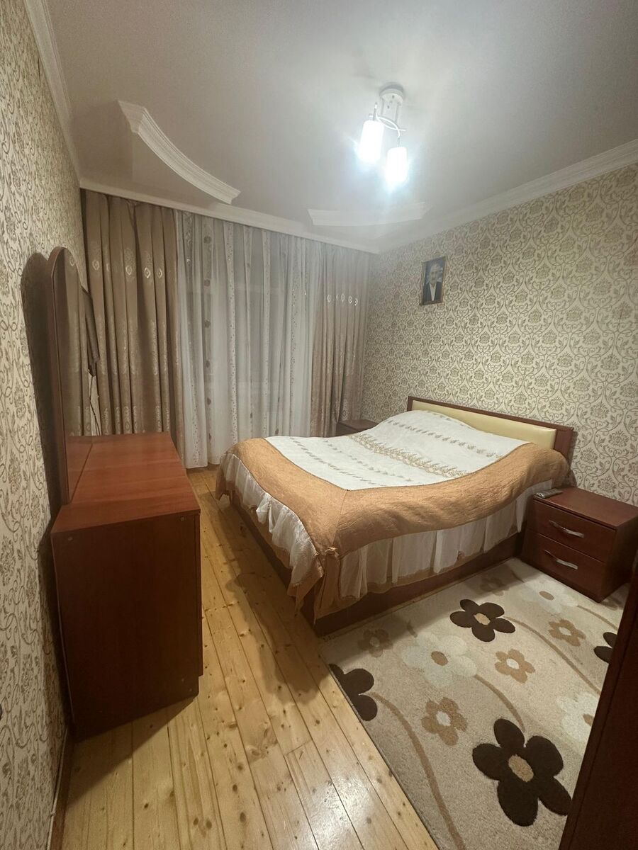 Satılır 4 otaqlı köhnə tikili 120 m² — Mənzil, Bakı (3)