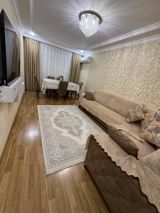 Satılır 3 otaqlı köhnə tikili 70 m² — Недвижимость
