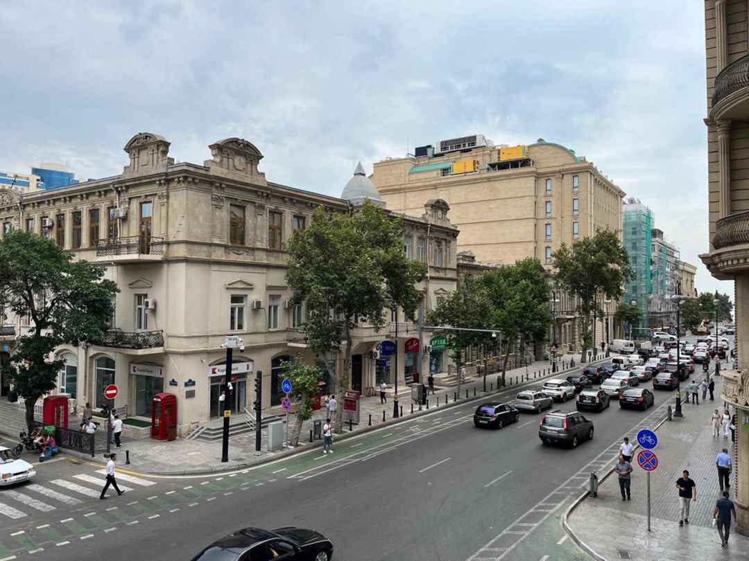 Satılır 4 otaqlı yeni tikili 246 m² — Mənzil, Bakı (3)