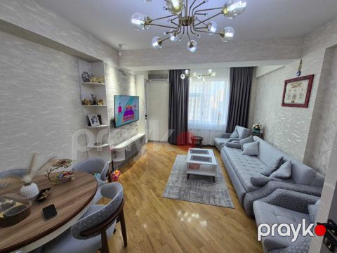 Satılır 3 otaqlı yeni tikili 100 m²