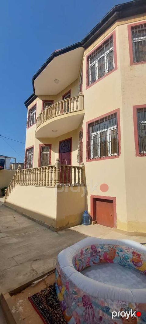 Satılır 7 otaqlı həyət evi/bağ evi 210 m²
