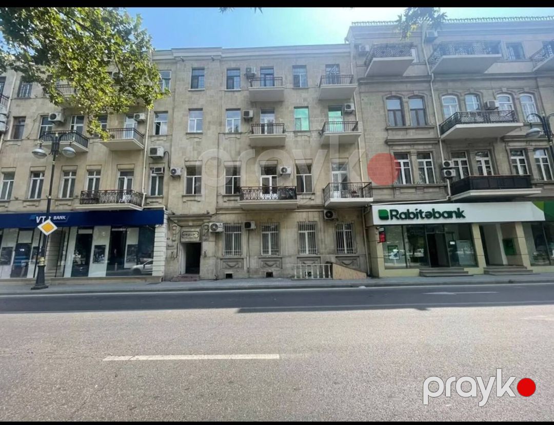 Satılır 3 otaqlı köhnə tikili 120 m² — Mənzil, Bakı (2)