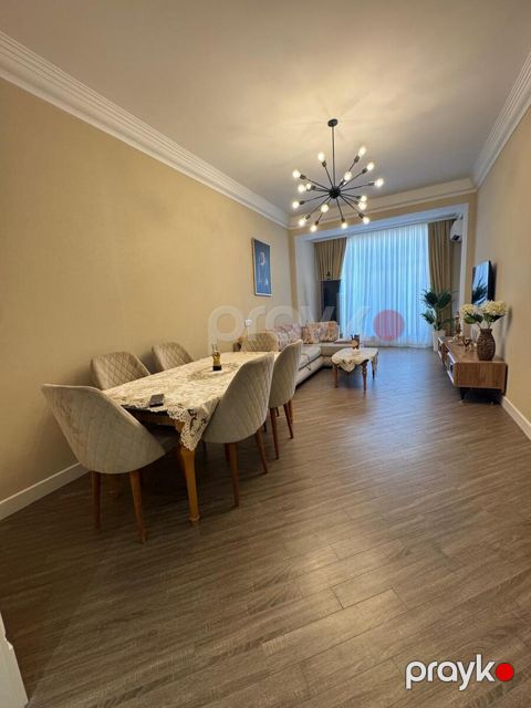 Satılır 2 otaqlı yeni tikili 60 m²