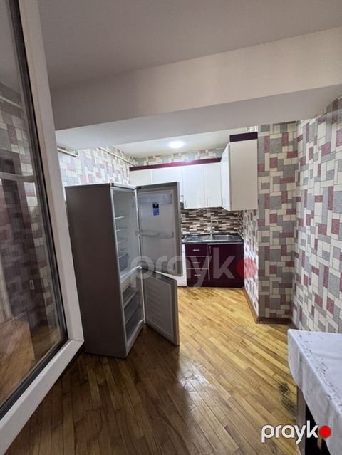 Ev kiraye verilir depazit var 300 aze aileye verilir baku qara qarayev