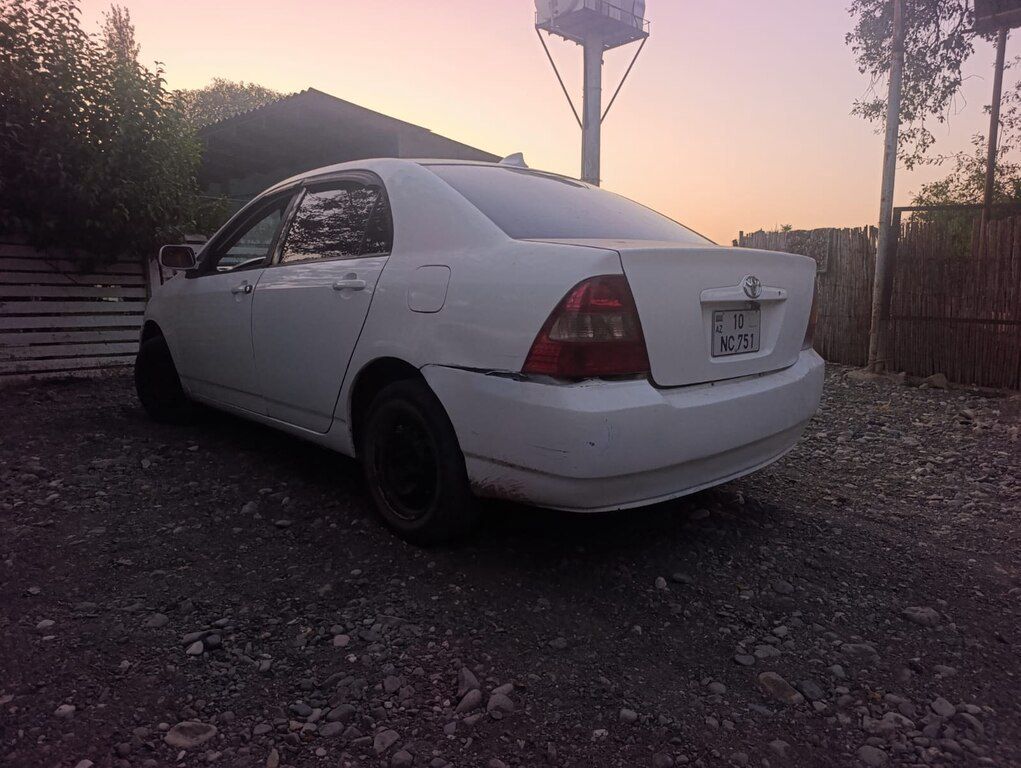 Toyota Corolla, 2.2 L, 2001 il, 300 000 km — Avtomobillər, Füzuli (8)