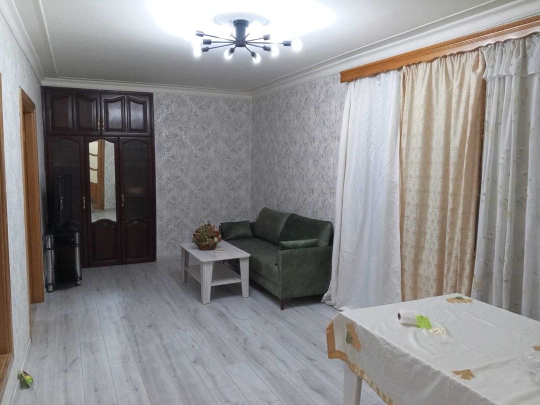 İcarəyə verilir 3 otaqlı köhnə tikili 75 m² — Mənzil, Bakı (2)