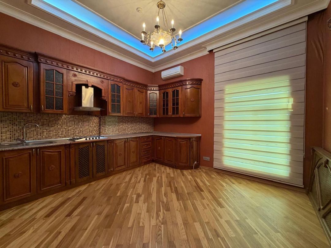 Satılır 11 otaqlı həyət evi/bağ evi 450 m² — Ev, villa, Bakı (8)