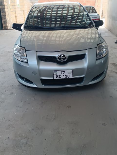 Toyota Auris: 1.4 l | 2007 il Hetçbek