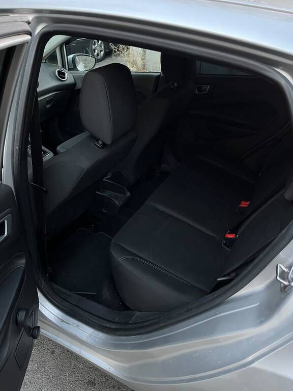Ford Fiesta, 1.2 L, 2017 il, 135 000 km — Avtomobillər, Bakı (10)