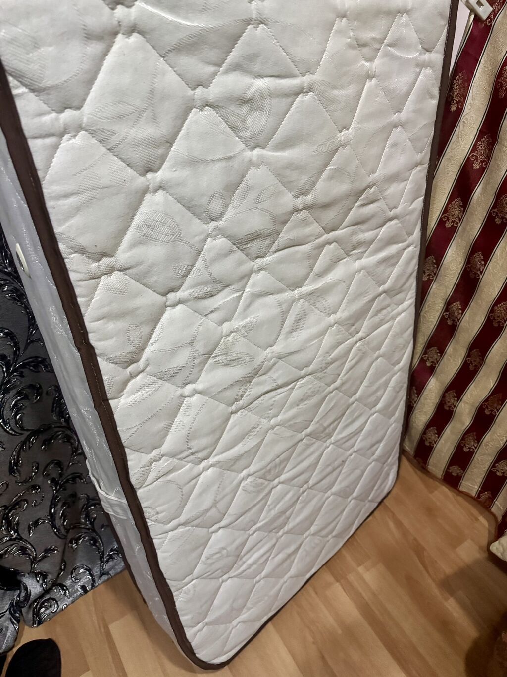 İşlənmiş, Sadə matras, Bir nəfərlik — Matraslar, Bakı (5)