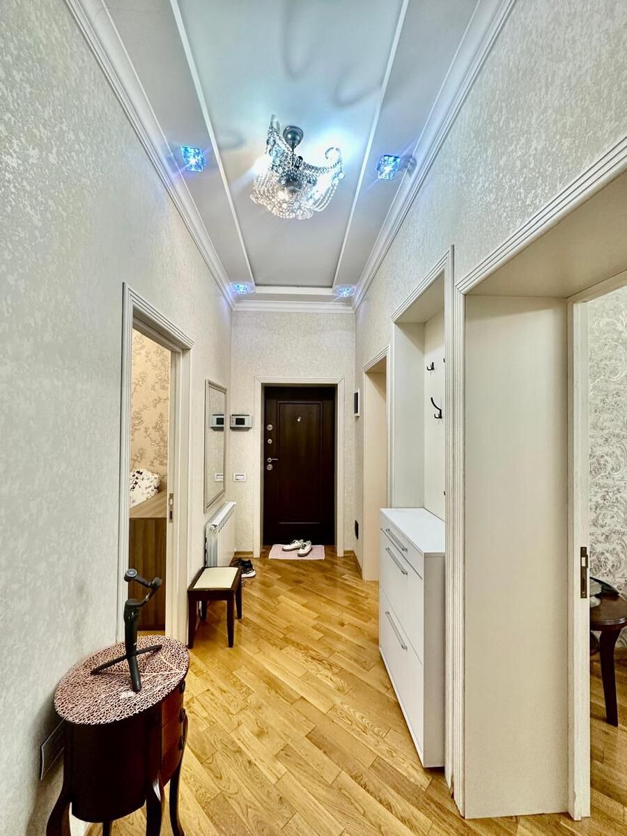 Satılır 3 otaqlı köhnə tikili 100 m² — Mənzil, Bakı (8)