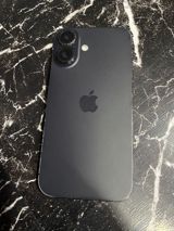 IPhone 16, Qara, Simsiz şarj, Face ID, Sənədlərlə — Телефоны и гаджеты