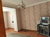 İcarəyə verilir 3 otaqlı köhnə tikili 80 m² — Недвижимость