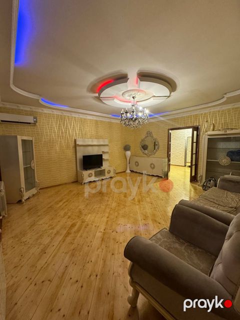 Satılır 3 otaqlı yeni tikili 128 m²