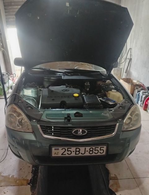 Lada Priora sedan, 1.6 L, 2007 il, 234 min km