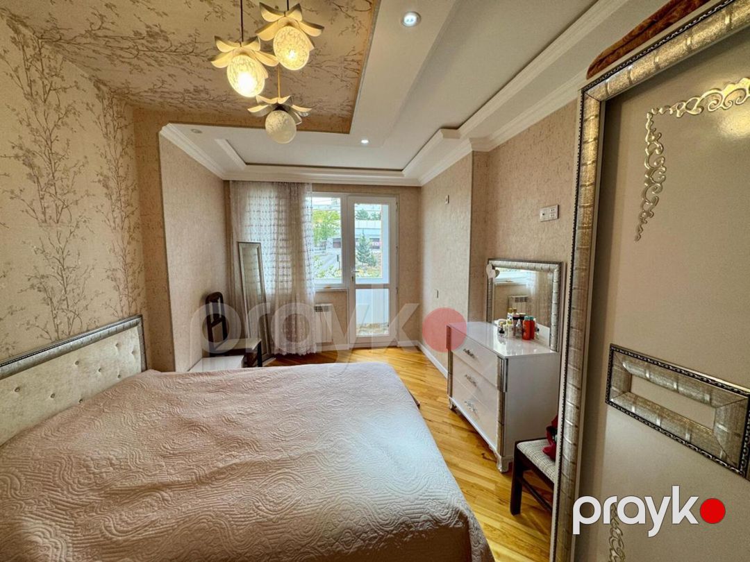 Satılır 5 otaqlı köhnə tikili 120 m² — Mənzil, Bakı (8)