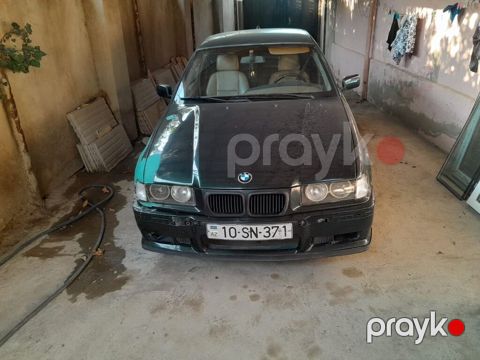 BMW 3 Series E36 sedan - Mühərrik: benzin, 6 silindir (şəhərdaxili
