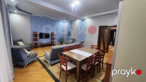 İcarəyə verilir 5 otaqlı yeni tikili 200 m²