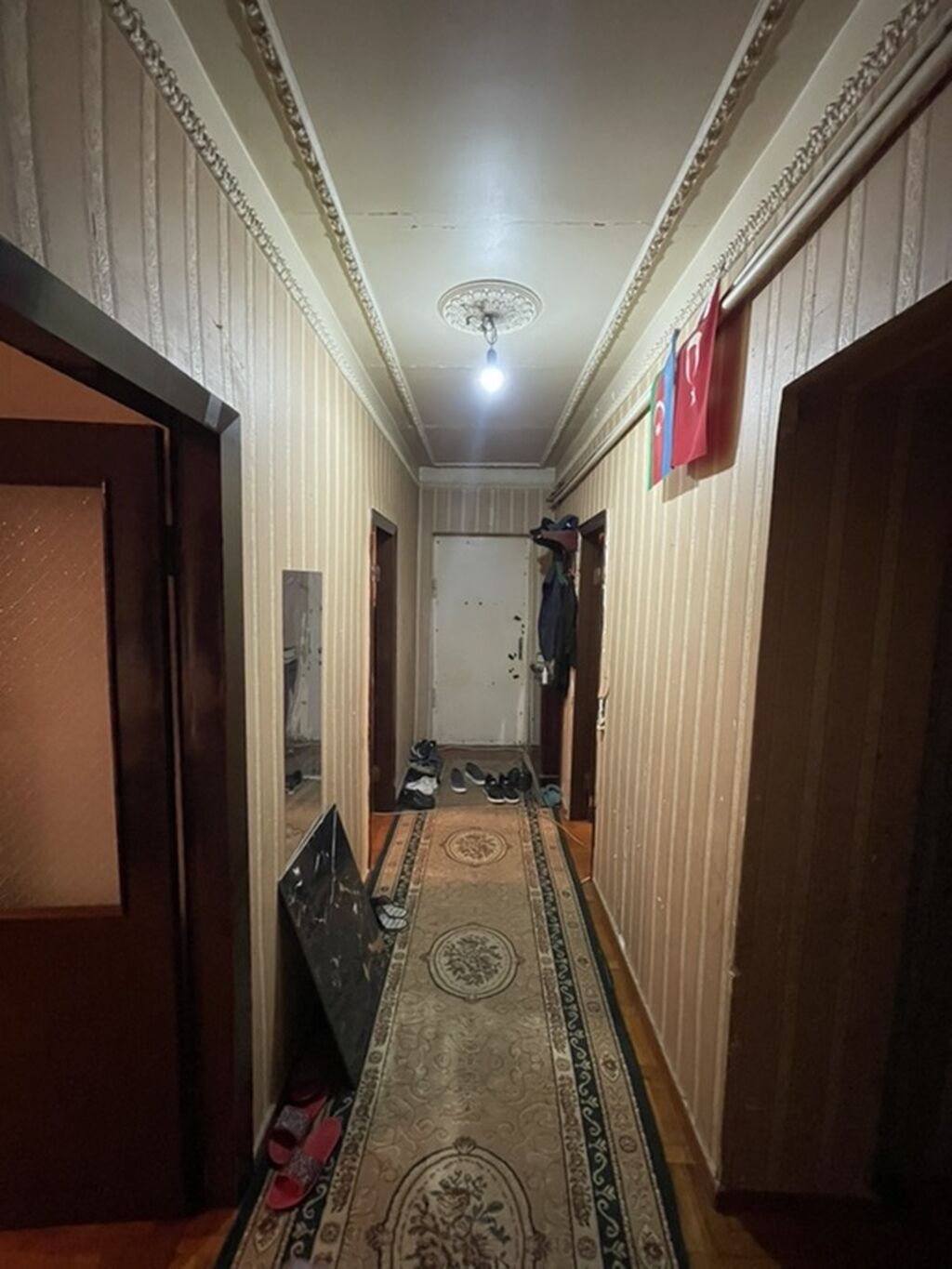 Bakı, 8-ci kilometr, 3 otaqlı, Köhnə tikili, m. Xalqlar Dostluğu, 100 kv. m — Mənzil, Bakı (10)