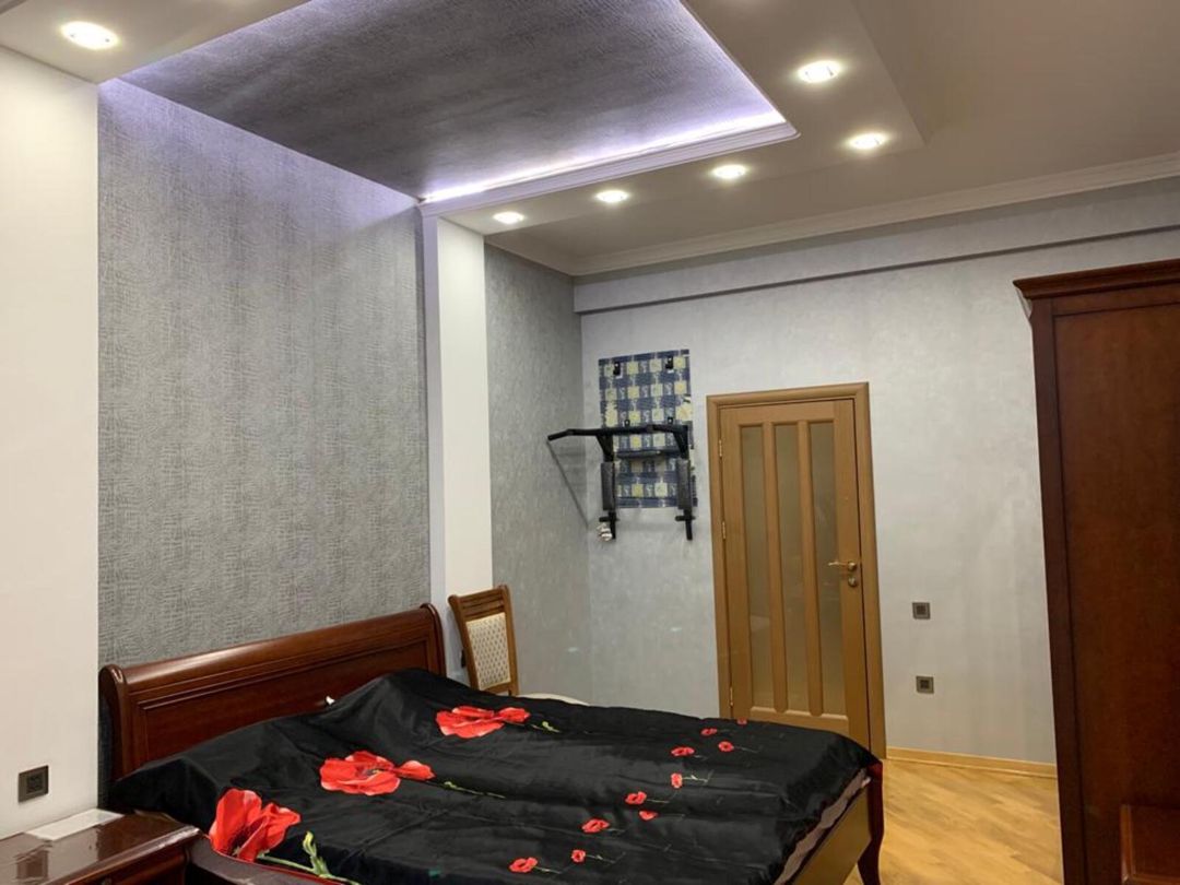 İcarəyə verilir 4 otaqlı yeni tikili 170 m² — Mənzil, Bakı (12)