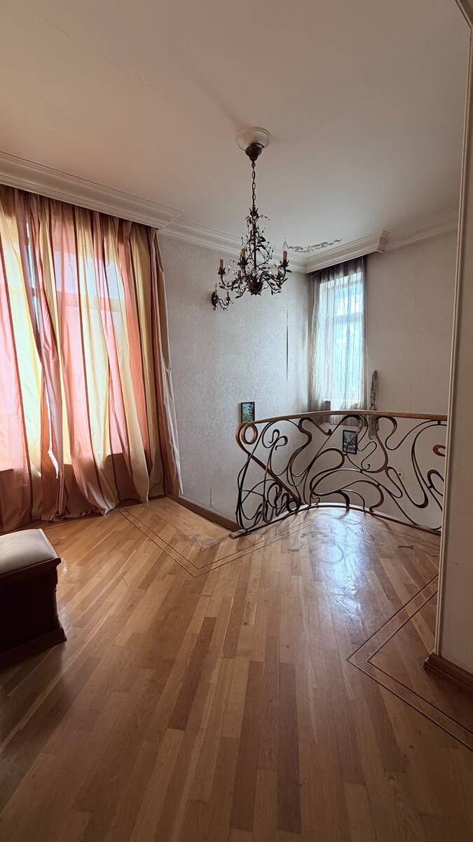 Satılır 4 otaqlı köhnə tikili 160 m² — Mənzil, Bakı (6)