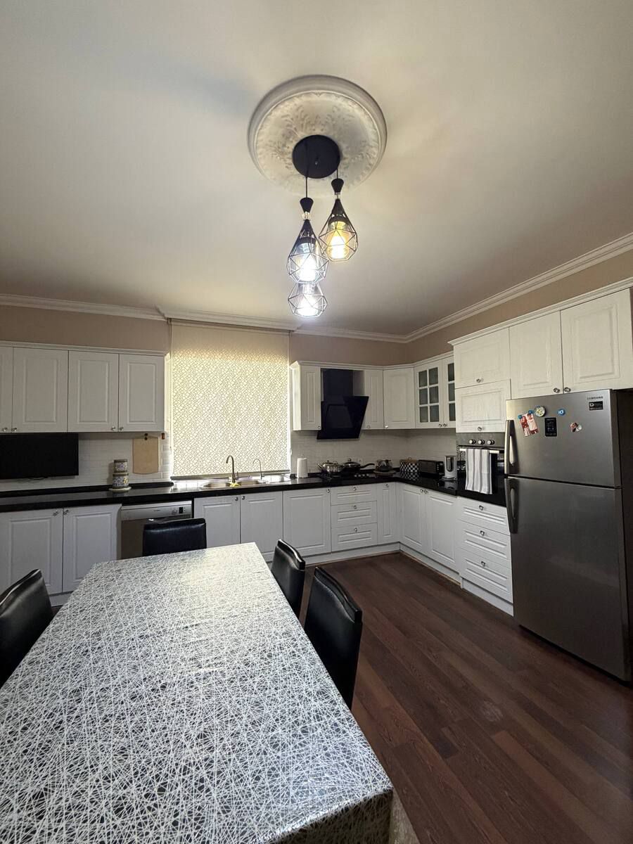 Satılır 5 otaqlı həyət evi/bağ evi 240 m² — Ev, villa, Bakı (11)