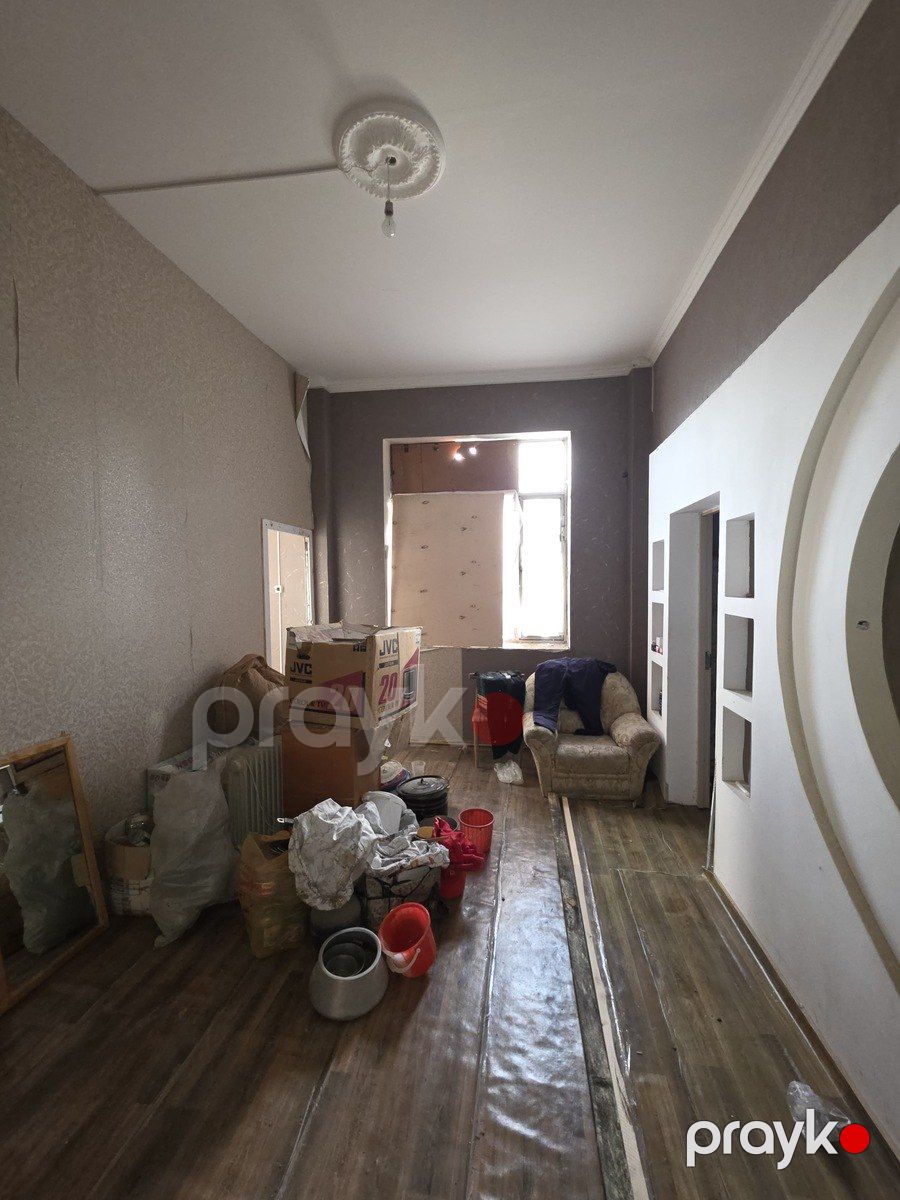 Satılır 2 otaqlı köhnə tikili 50 m² — Mənzil, Bakı (5)