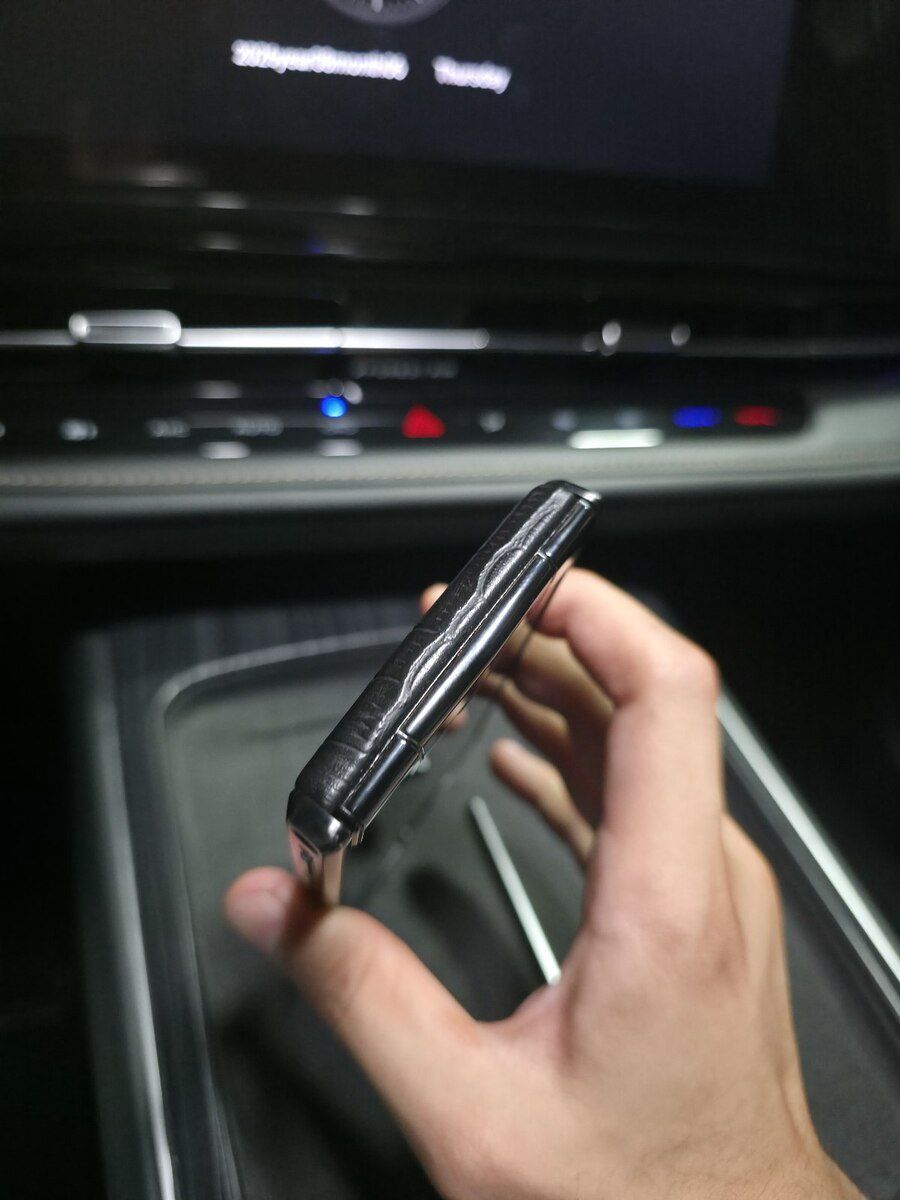 Vertu Signature Touch Jet Alligator 64GB/2GB — Vertu, Bakı (6)