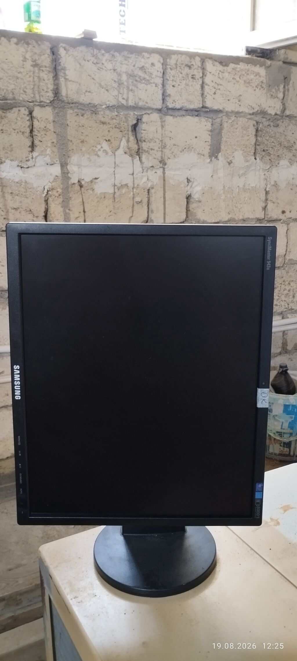Monitorlar ölçüləri 15, 17, 19, 20, 22 inc say var əgər power və vga — Elektronika, Sumqayıt (8)