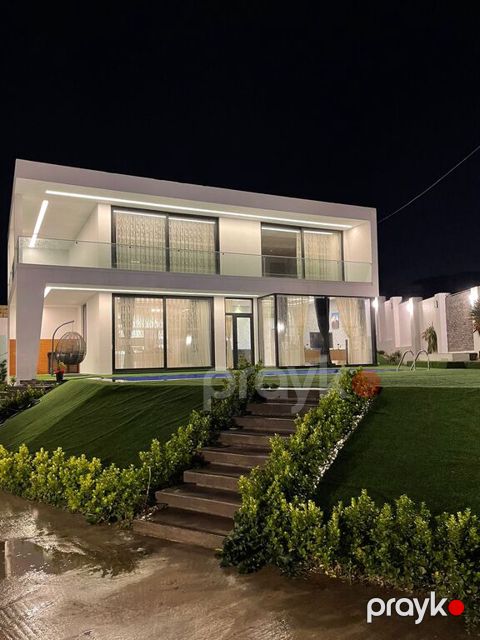 İcarəyə verilir həyət evi/bağ evi 250 m²