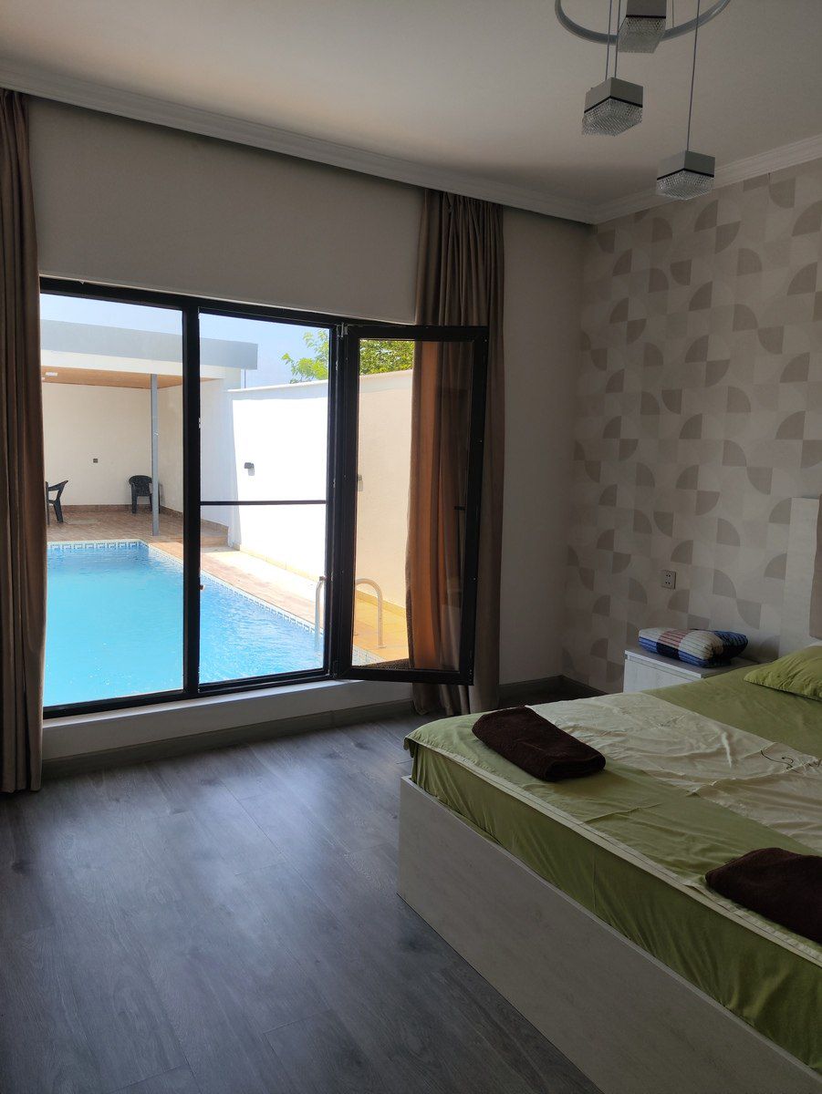 İcarəyə verilir 4 otaqlı həyət evi/bağ evi 200 m² — Ev, villa, Bakı (11)