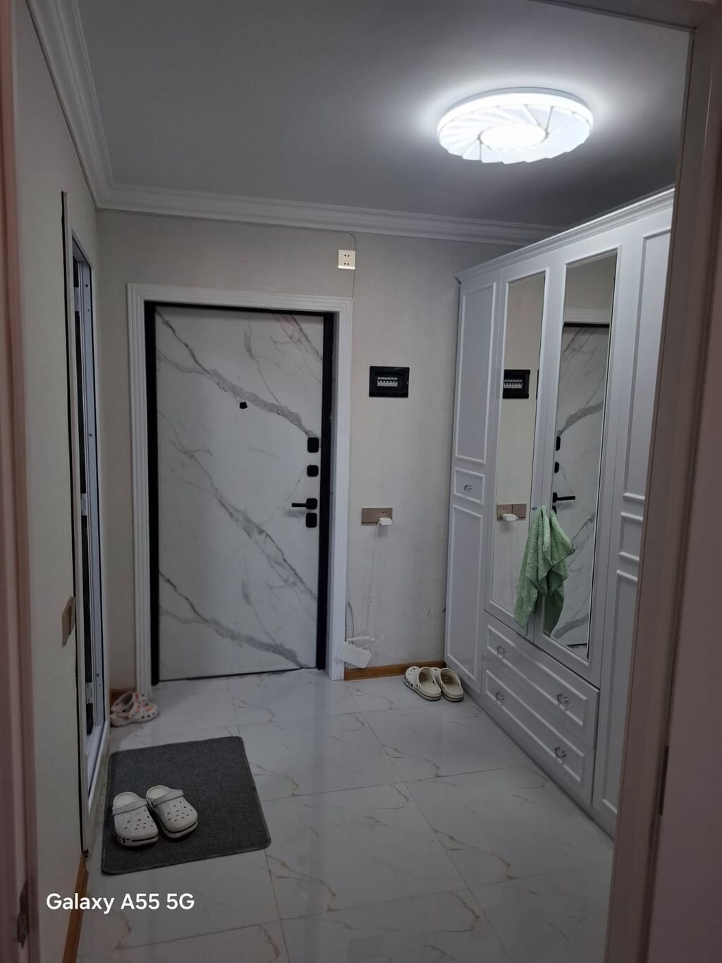 1 otaqlı mənzil – zal/yaşayış otağı Xüsusiyyətlər: - İşıqlı, yığcam — Daşınmaz əmlak, Bakı (8)