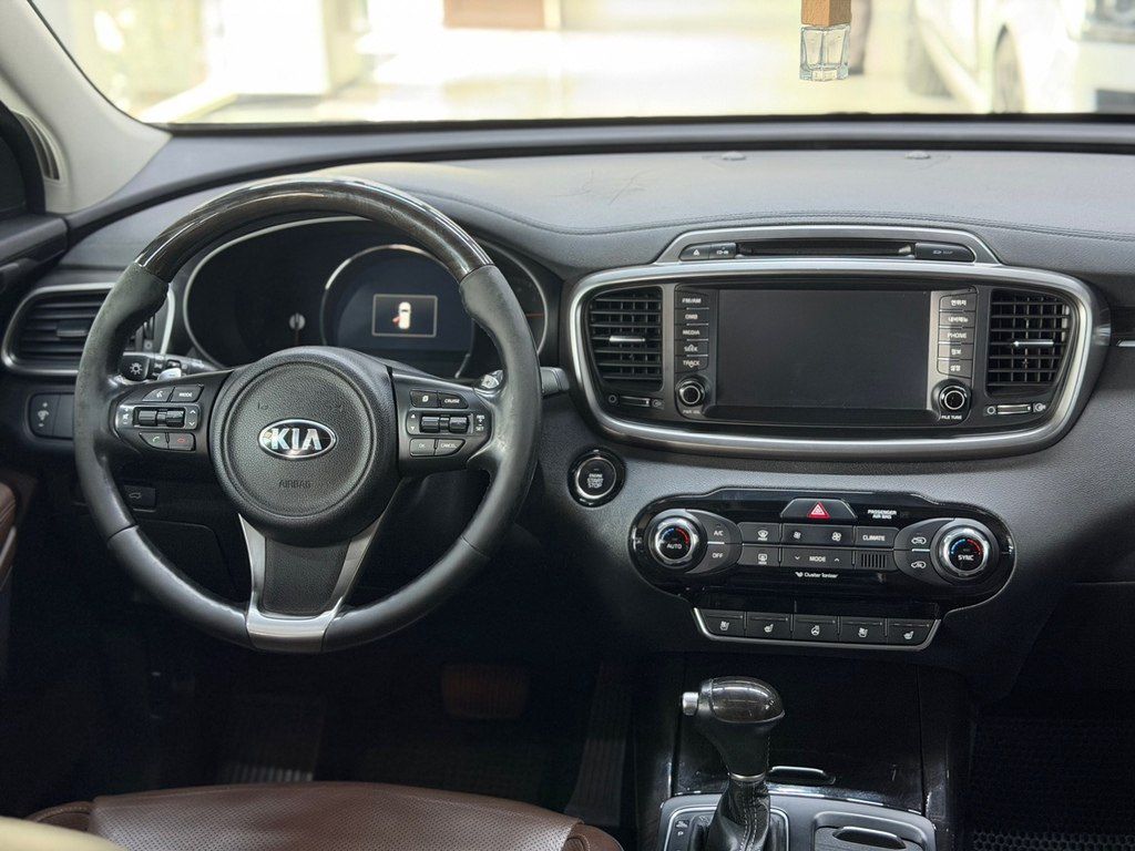 Kia Sorento, 2.0 L, 2016 il, 175 000 km — Avtomobillər, Bakı (9)