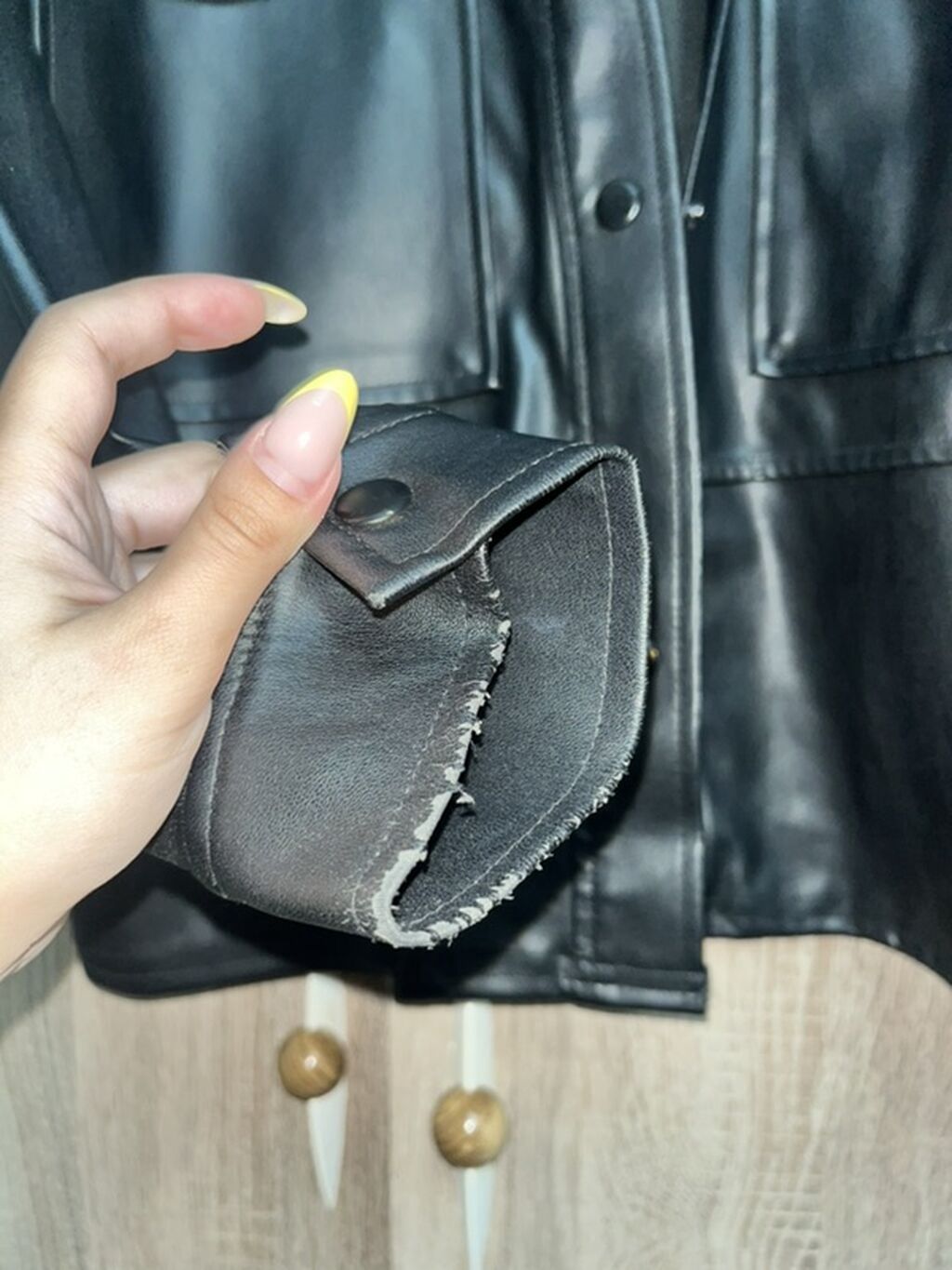 Qara dəri effektli oversize köynək-jaket NewYorkerdən alınıb — Şəxsi əşyalar, Bakı (3)