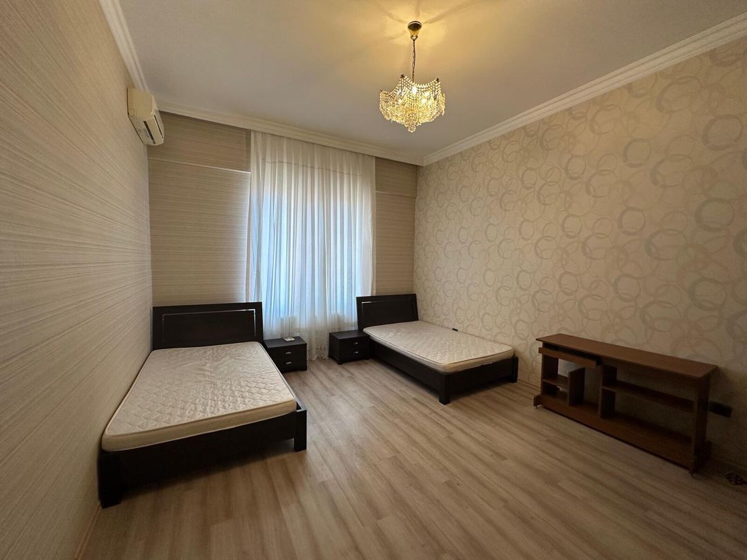 İcarəyə verilir 3 otaqlı yeni tikili 148 m² — Mənzil, Bakı (6)