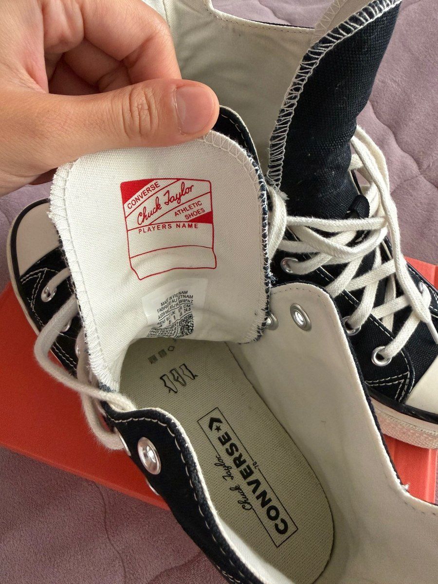 Ked Converse — Şəxsi əşyalar, Bakı (2)