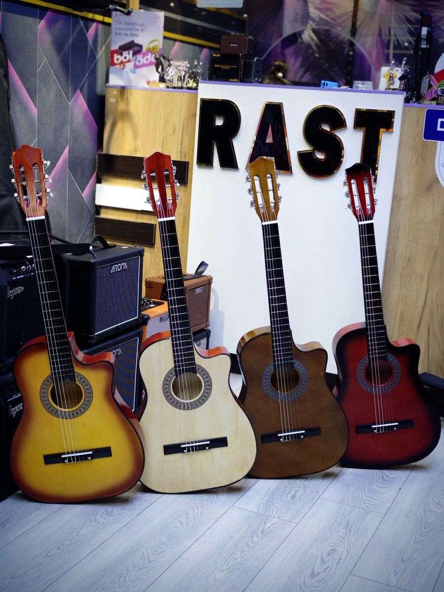 Gitara — Mallar, Bakı