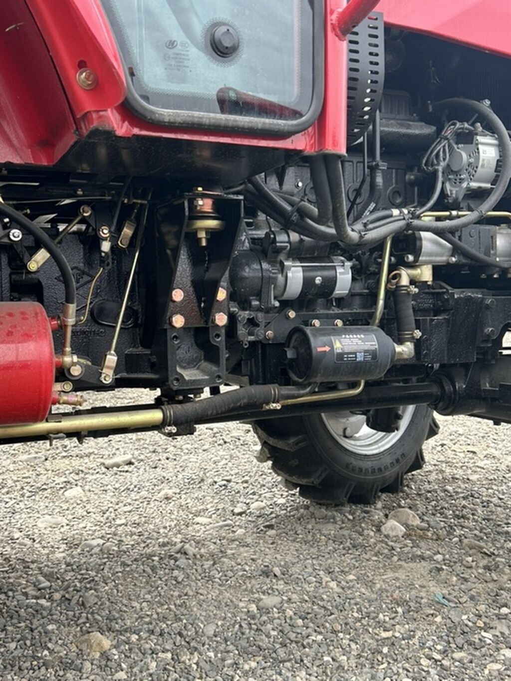 Fotolardakı kənd təsərrüfatı texnikası: Dongfeng DFE904-3 təkərli — Traktorlar, Quba (3)