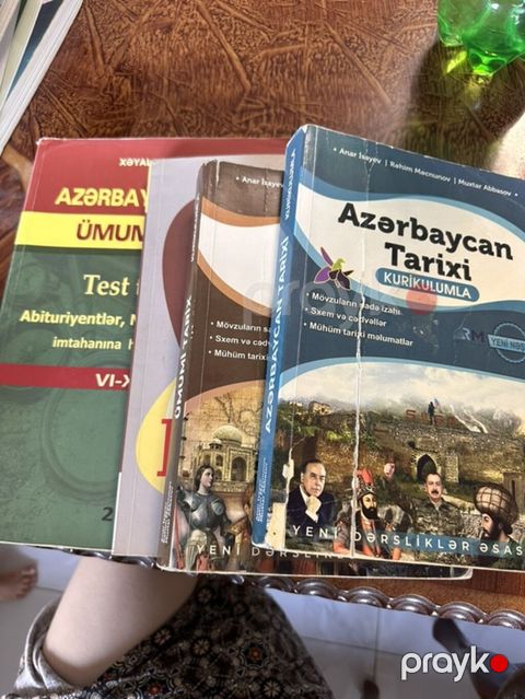 Tarix üzrə hazırlıq üçün kitab dəsti Her bir kitab ayri ayriliqda 4