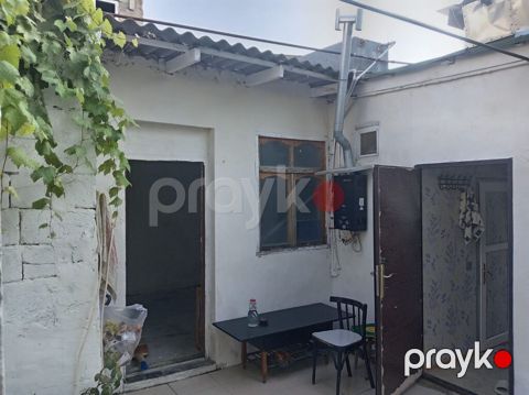2otaqli 70kv Zabrat ayxan marketin arxasında yerləşir avtobus demir