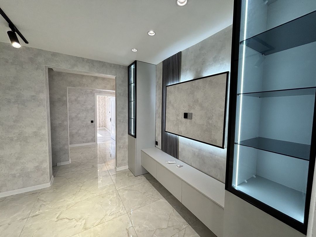Satılır 4 otaqlı köhnə tikili 100 m² — Mənzil, Bakı (4)