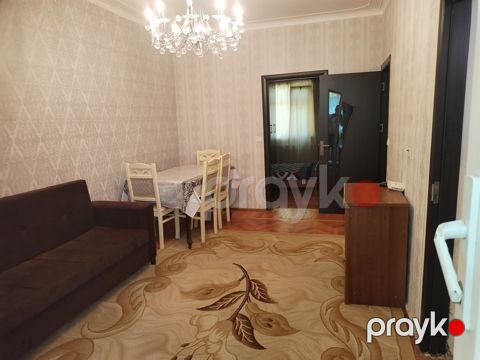 İcarəyə verilir 2 otaqlı köhnə tikili 60 m²