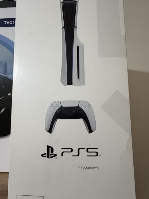 Playstation 5 Slim — Gaming consoles